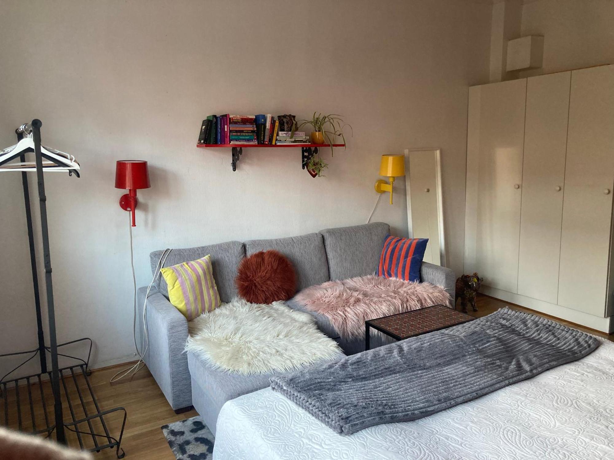 Rum Med Eget Badrum Och Stort, Delat Koek,Centralt I Malmoe A Room In An Apartment, Own Bathroom And Kitchen Shared With A Family المظهر الخارجي الصورة